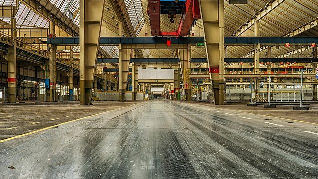 Empty industrial hall