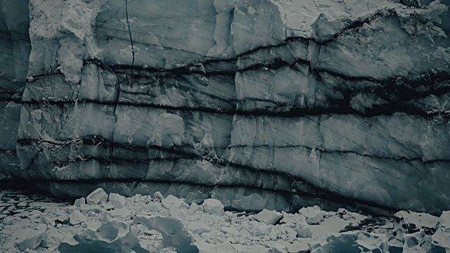 Glacier ice layers banding