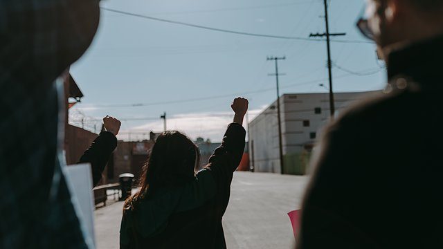 Protest close face